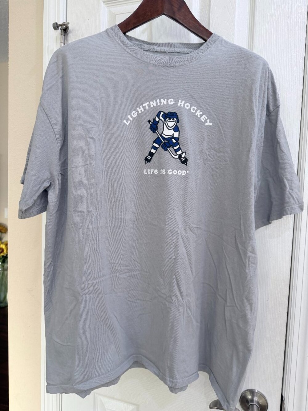 Life is Good Lightning Hockey T Shirt Gray Blue Jake Men's XL